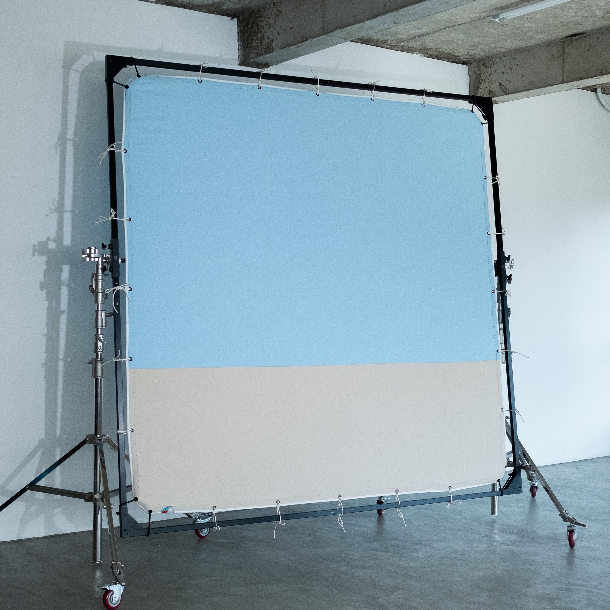 Bluff Bounce Toiles Réflection Bluff Beige Bounce #1 DopPRO